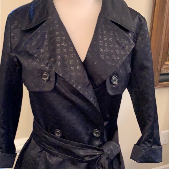 Stunning Louis Vuitton evening trench coat - Picture 2 of 8